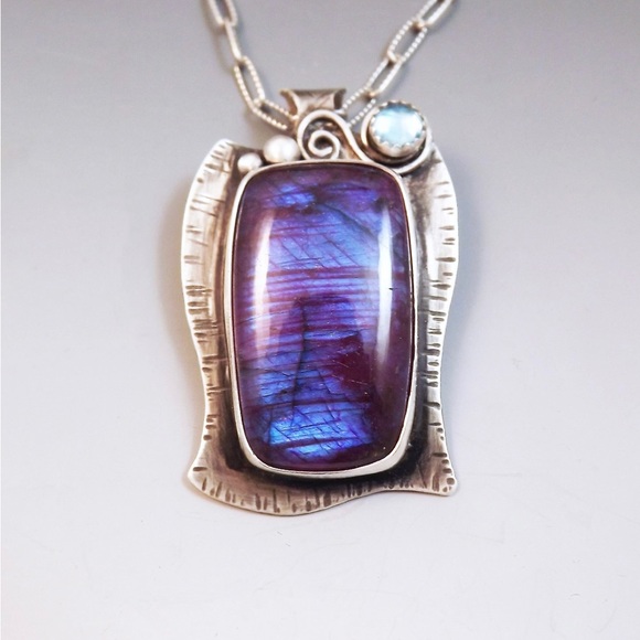 Purple and Blue Labradorite Pendant with Blue Topaz Accent - Picture 7 of 10